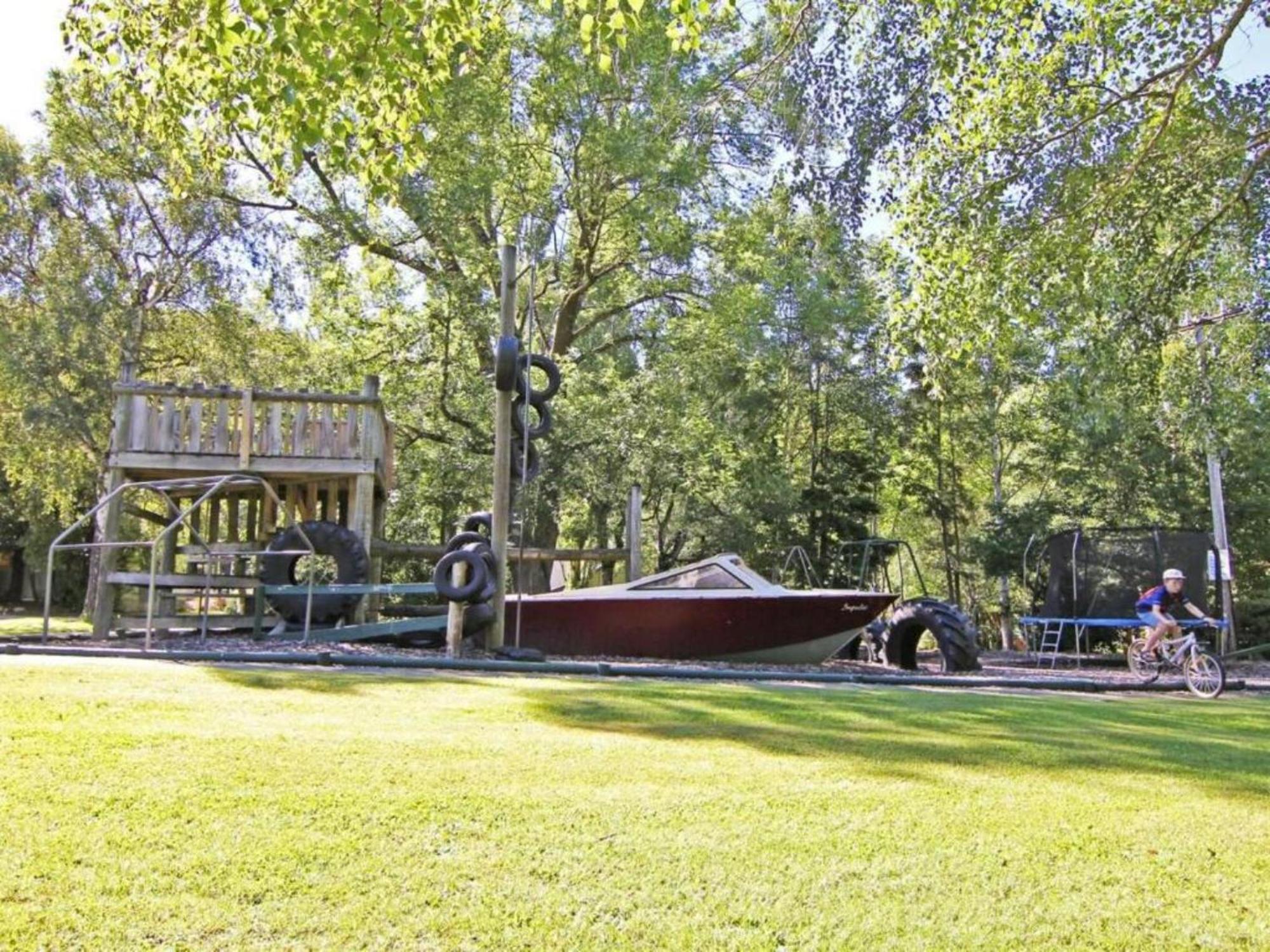 Alpine Adventure Holiday Park Hanmer Springs Extérieur photo