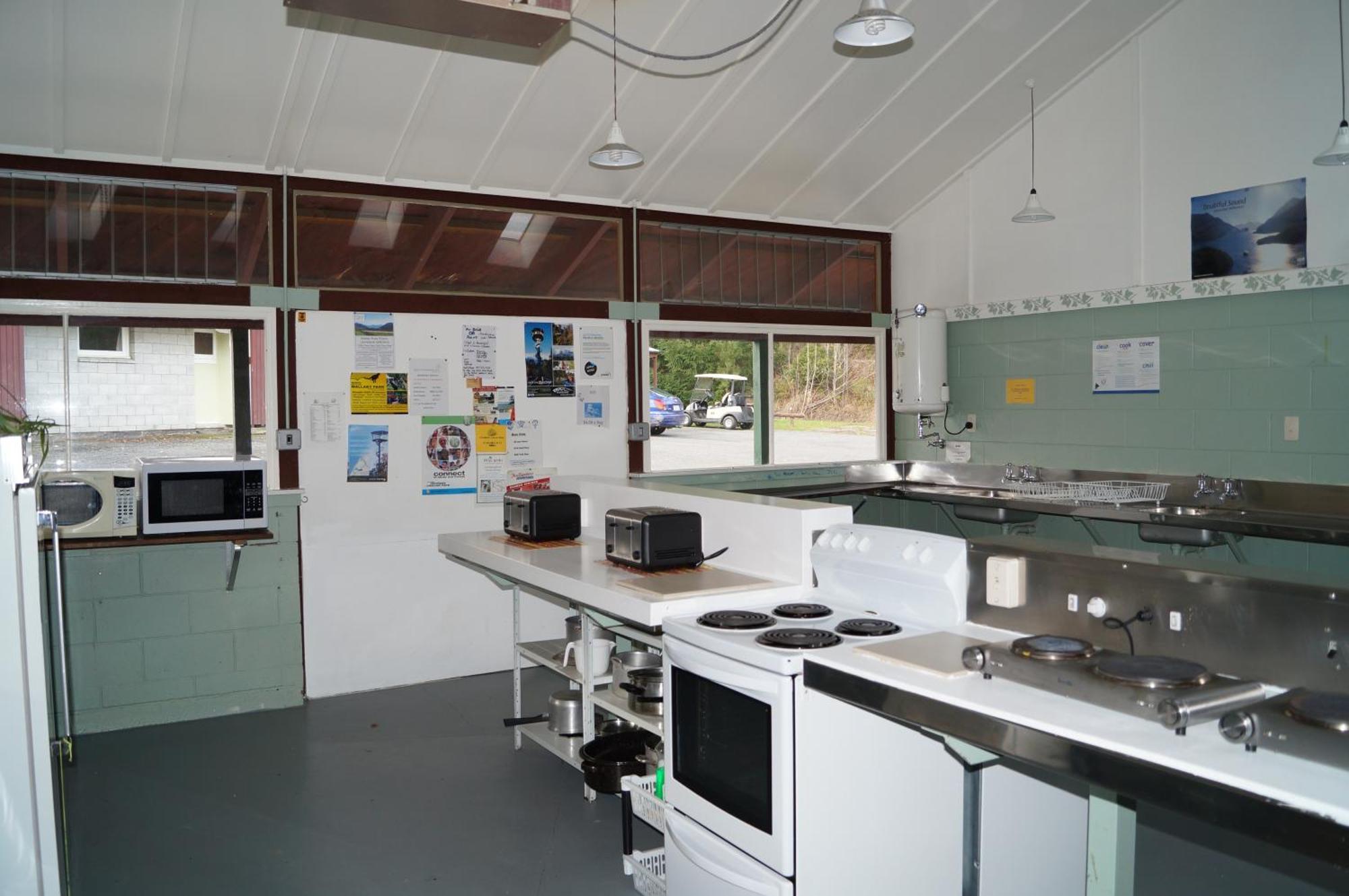 Alpine Adventure Holiday Park Hanmer Springs Extérieur photo