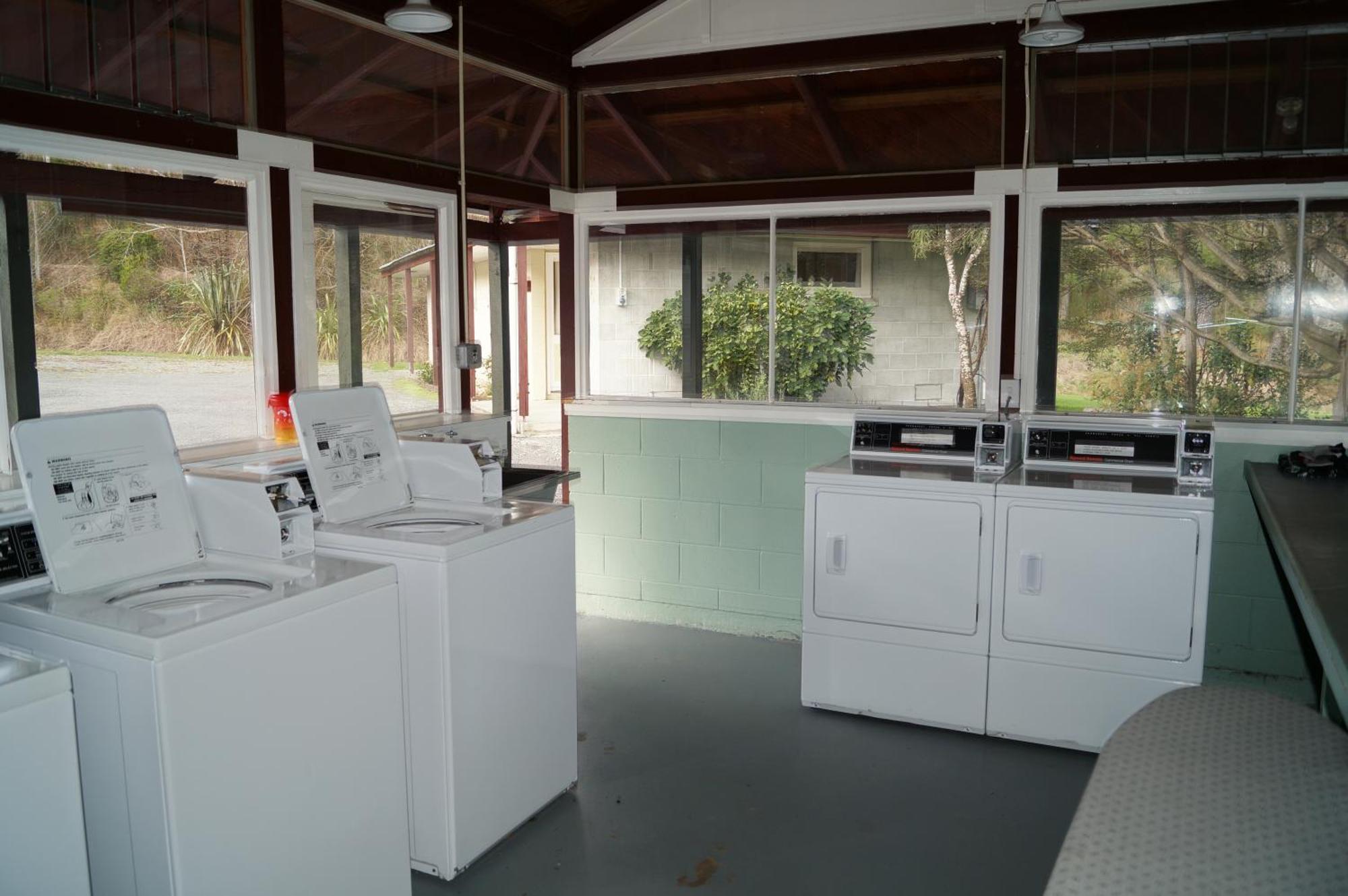 Alpine Adventure Holiday Park Hanmer Springs Extérieur photo